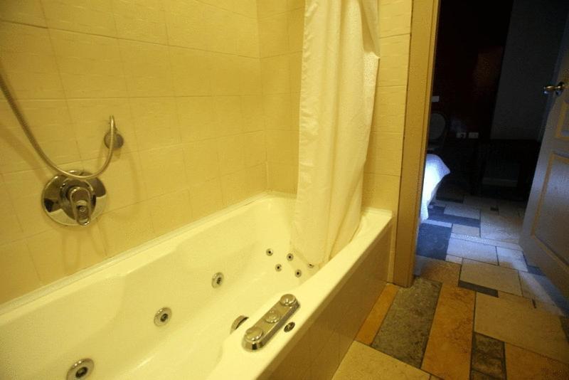 Ophir Hotel Tel Aviv Quarto foto